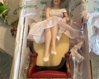 Princess Diana Red Chair 12" Franklin Mint RARE