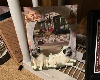Pugs frame