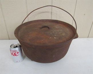 #14 Cast Iron Dutch Oven