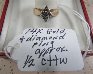 14K Gold & Diamond Ring