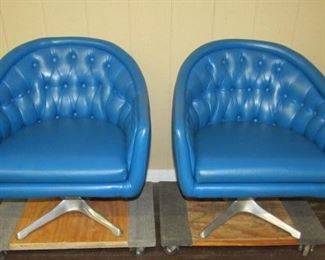 Pair of Mid-Century Modern Swivel Chairs