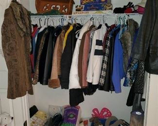 Leather and faux jackets/coats 