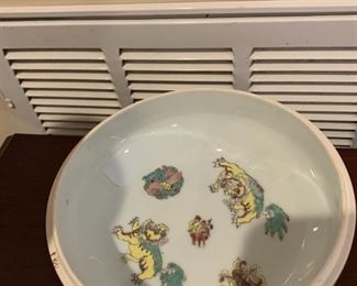 #11	Red Ginger Jar  - w/dragon interior - 8"x4T	 $20.00 
