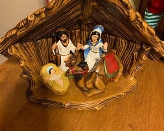 #139	70's Ceramic Nativity Set w/5 pieces	 $25.00 
