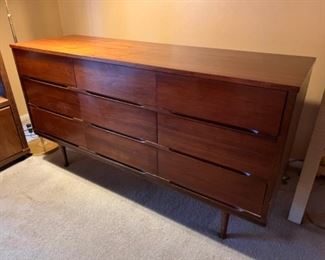 Mid-Century Modern, Nine Drawer Dresser w/Slender Tapered Legs