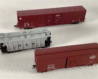 Atlas HO Ready-to-Run Rolling Stock Item # 1816-3, 6417-2, and 20 004 953
