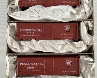 Accurail HO Scale 3-pack Model Railroad Kit