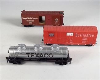 Athearn HO Scale Rolling Stock: 01501, 2091 and Red Seaboard Box Car