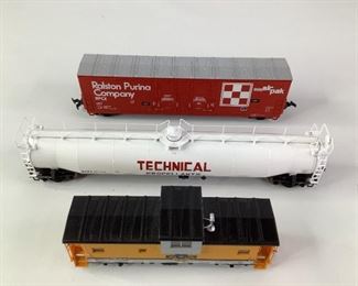 Atlas Model Railroad Co., Inc. HO Scale Freight Cars: 1752-3, 1911, 1725-1