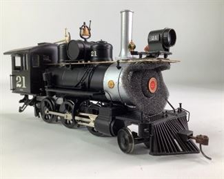 New HO Scale Spectrum Locomotive and Tender
