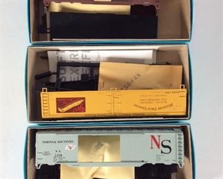 Athearn HO Scale Model Railroad Kits: 1207, 5344 and 1308