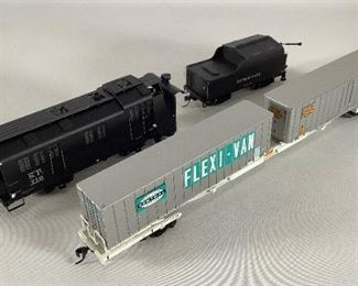 Walthers HO Scale Ready-To-Run Model Railroad Cars