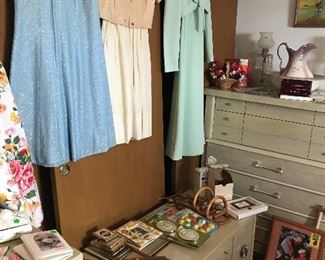 RAYMOND LOEWY DANISH MODERN  FOR MENGEL FURNITURE.  LOUISVILLE KENTUCKY, FULL SIZE BED  HIGHBOY DRESSER CHEST, CEDAR CHEST, DRESSER AND MIRROR, VINTAGE DRESSES, PITCHERS AND BOWL, CRYSTAL LAMPS