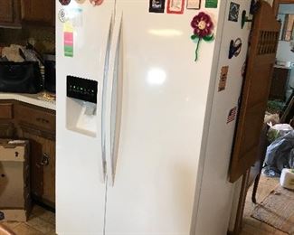 KENMORE REFRIGERATOR