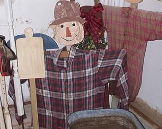 Yard decorations, wash tub