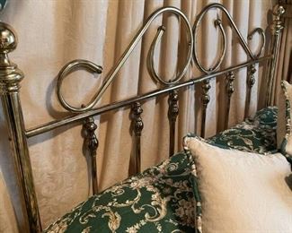 Queen Brass Bedframe
