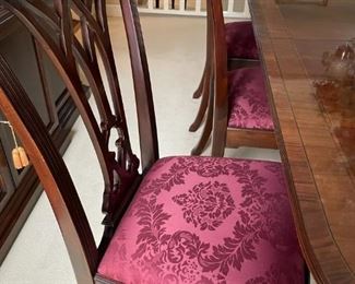 Drexel Heritage Furniture - Heirloom Collection - Dining Table, Chairs & China Cabinet