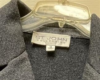 St. John Knitwear - Black