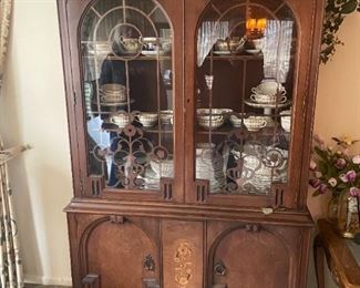 . . . with matching china hutch -- gorgeous -- another piece the owner is still deciding on