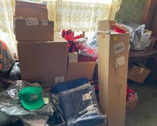 Misc vintage new Marlboro, Kool, Pepsi items. 