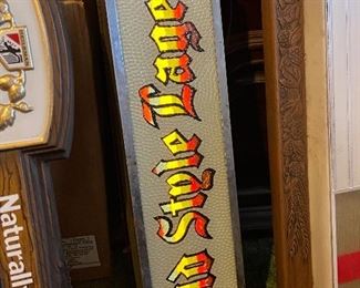 1950'S OLD STYLE LAGER SCROLLING COLOR MOTION SIGN