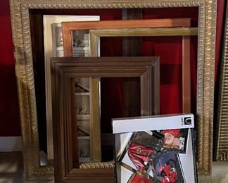 Lot Of Decorative Wood And Resin Picture Frames 