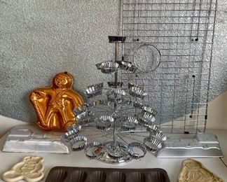 Vintage Baking Lot - Cupcake Tree, Gingerbread And Train Pans, Madeleine Pan, And More