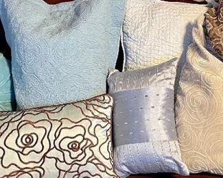 Pillow Decor Lot Blues And Browns With Large Piece Of Tapestry Material