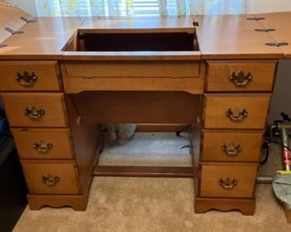 Sewing machine cabinet - cabinet opened out