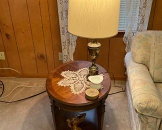 Living Room - end table with lamp - oval shspevwith pull out tray 