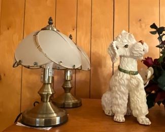 Living Room - plaster poodle, small lamps
