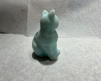 Fenton blue satin cat with hand painted roses 