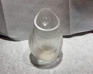 Fenton Madonna in satin glass fairy light - no candle holder 