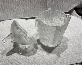 Fenton ribbed 2 piece blocked/scroll design footed fairy light