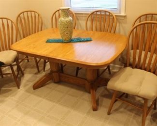 Solid Oak Table with self-storing leaf. 6-chairs.                    W-50   D-39   H-29