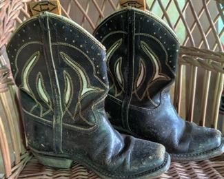 Southwestern style boots