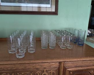 Drinking tumbler glasses