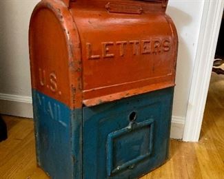 Vintage United States Postal Service mail box