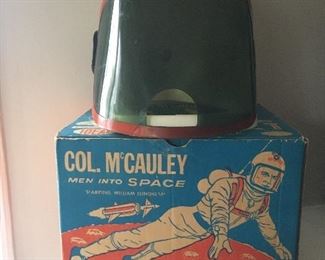 $100 - Nice vintage space helmet with original box in good condition