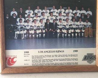 $40 - Wayne Gretzky and L A Kings early framed team photo 