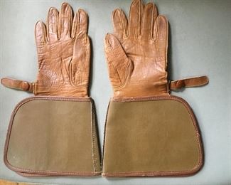 $50 - 1920-30 Motorcycle gloves for women unused