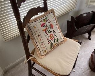 BUY IT NOW $30 Antique Ladder Back Chair