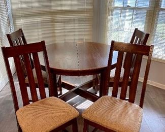 BUY IT NOW! $300. Kitchen Table with 4 chairs