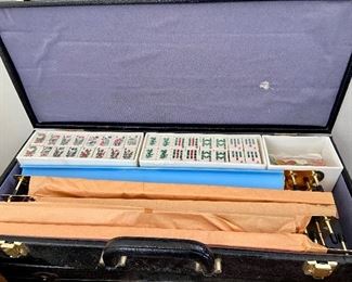 Mah-Jongg Set 