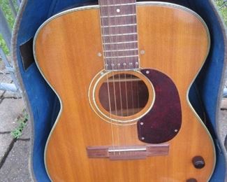Harmony Sovereign Guitar (1960's) with Original Case Made In USA