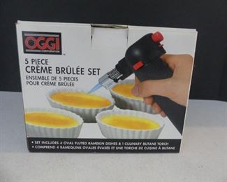 Oggi Corp. 5-Piece Crème Brûlée Set - 4 Oval Fluted Ramekin Dishes & Culinary Butane Torch - New in Box