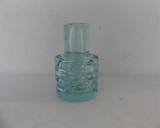 Stunning Pale Teal Heavy Art Glass Vase - 4" Diameter x 7" Tall - It Weighs Over 5 Pounds