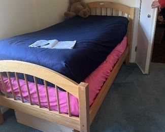 Bed Oak Captains Twin 