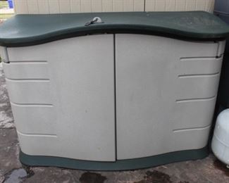 Rubbermaid W-54 D-26 H-33