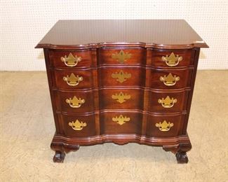 
Lot 616
Councill solid mahogany block front 4 drawer bachelor chest, has slight surface scratches
